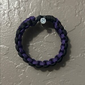 Handmade Paracord Bracelet in Purple and Black | Pick Your Size